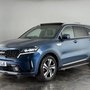 2021 Kia Sorento 1.6 T-GDi 4x4 Estate – Blue, All-Wheel Drive, Premium Features - Image 4