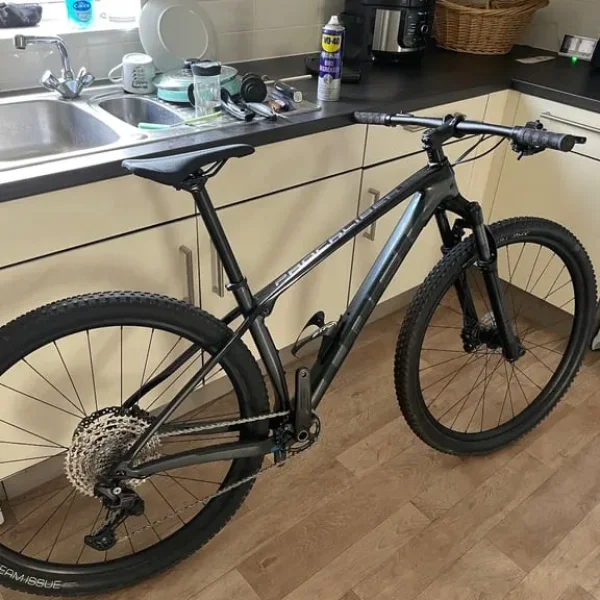 Trek Pro Caliber 9.5 Medium 2022 Hardtail