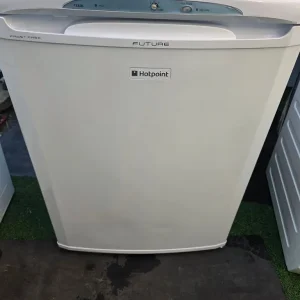 Frost free undercounter freezer - Image 3