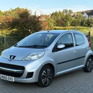 Peugeot 107 1.0 Petrol 5-door Hatchback 2010 - Image 8