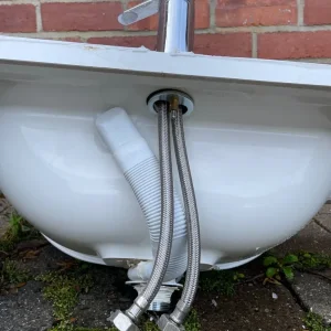 Bathroom Sink - Image 4