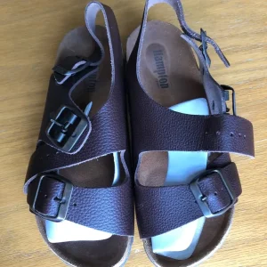 Hampton children sandals - Image 2