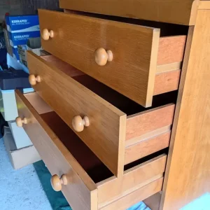 WOODEN CHEST OF DRAWERS & WHITE CHEST OF DRAWERS - Image 2