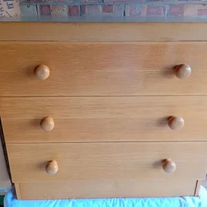 WOODEN CHEST OF DRAWERS & WHITE CHEST OF DRAWERS - Image 3