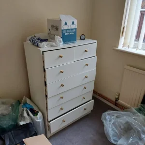 WOODEN CHEST OF DRAWERS & WHITE CHEST OF DRAWERS - Image 5