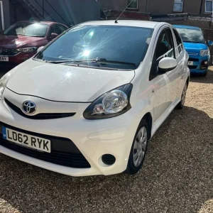 2012 Toyota AYGO 1.0 VVT-i Ice 3dr Hatchback Petrol Manual - Image 3