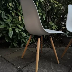 4 Grey Dining Chairs with Beech Wood Legs and Metal Frame - Image 4