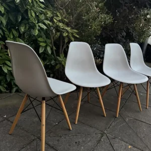 4 Grey Dining Chairs with Beech Wood Legs and Metal Frame - Image 7