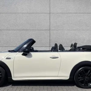 2018 MINI Convertible 1.5 Cooper II 2dr Petrol Manual - Image 3