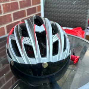 2 cycle helmets - Image 7