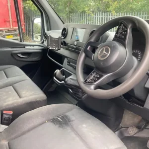 2020 Mercedes-Benz Sprinter 3.5t H2 Panel Van Diesel Manual - Image 8