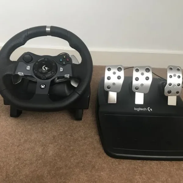 Racing wheel and pedals