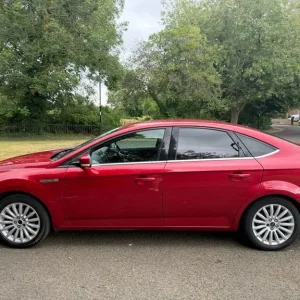 Ford Mondeo 1.6 TDCi Hatchback 2014 Manual 5-door - Image 4