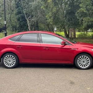 Ford Mondeo 1.6 TDCi Hatchback 2014 Manual 5-door - Image 8