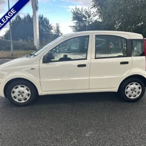 2011 Fiat Panda 1.2 Active Hatchback 5dr Petrol Manual - Image 4