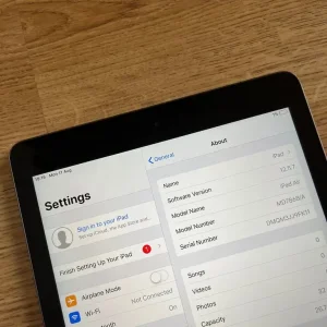 Apple iPad Air 32GB - Image 2