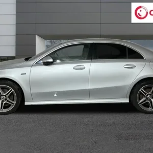 2021 Mercedes-Benz A250e AMG Line 4-door hatchback - Image 3