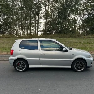 Volkswagen Polo GTI 2000 3-door manual - Image 2