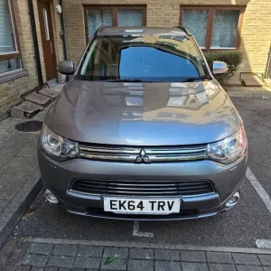 2014 Mitsubishi Outlander - Image 6