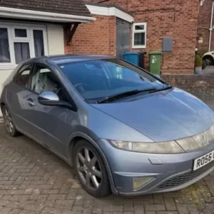 Honda Civic VTi ULEZ compliant - Image 3