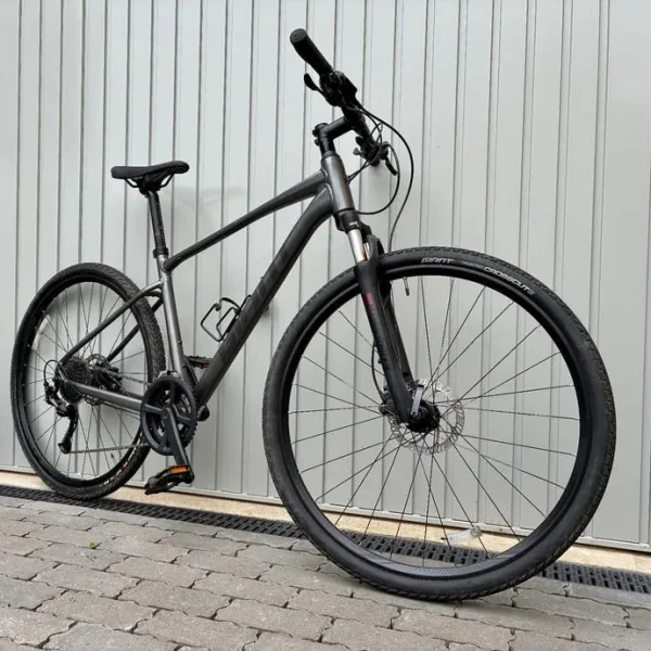 GIANT ROAM HYBRID