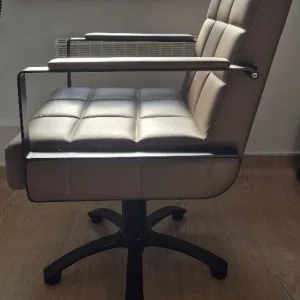 Styling Chair - Taupe - Adjustable - Very Good Condition - Image 3