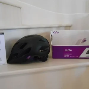 Ladies Helmet - Giant Liv LUTA - Matte Black - Image 3