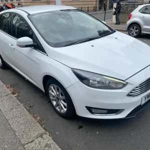Ford Focus Hatchback 2018 Manual 5-door 999cc - Image 6