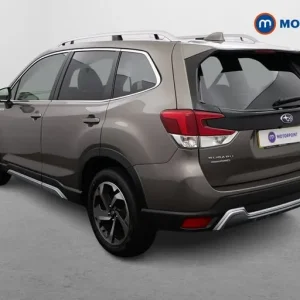 2023 Subaru Forester 2.0i e-Boxer XE Premium 5dr Hybrid - Image 5