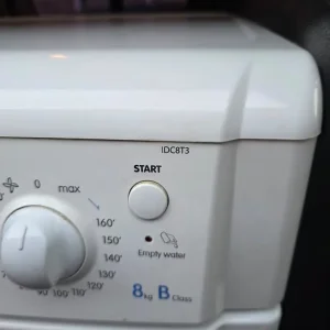 8kg Indesit condenser tumble dryer - Image 3