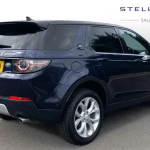 2016 Land Rover Discovery Sport 2.0 TD4 HSE SUV - Image 3