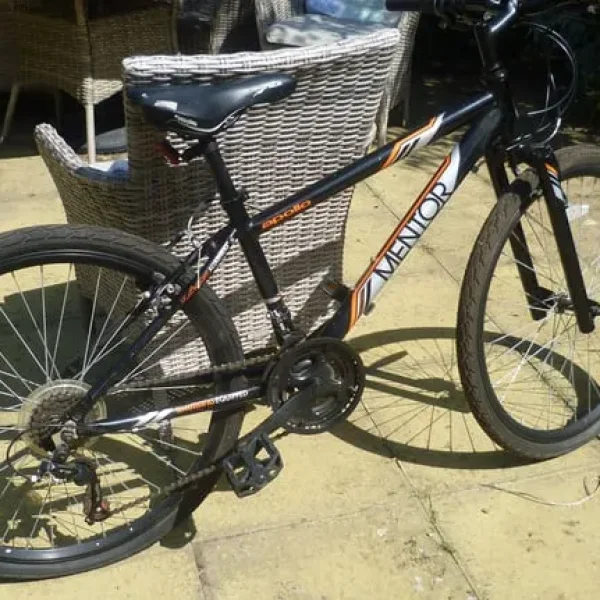 Apollo Mentor Urban Myth bike