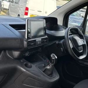 Peugeot Partner 1.6 Bluehdi 1000 Professional Standard Panel Van 5dr Diesel - Image 8