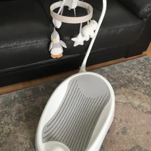 Nuby baby bath and cot mobile - Image 3