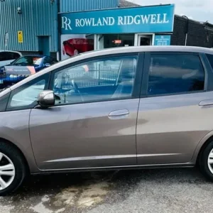 2013 Honda Jazz 1.4 i-VTEC ES Plus Hatchback - Image 5