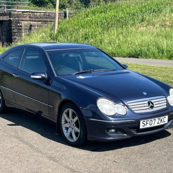 Mercedes C180 Kompressor Se 3-door Automatic 1.8L