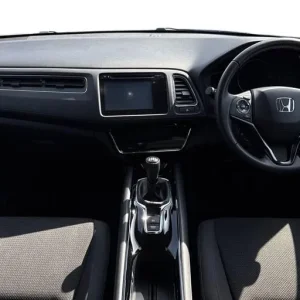 2020 Honda HR-V 1.5 i-VTEC SE 5dr Hatchback PETROL Manual - Image 4