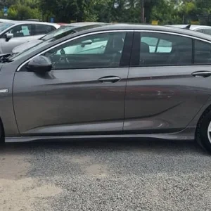 2019 Vauxhall Insignia 1.5T SRi VX Line Nav 5-door hatchback - Image 4