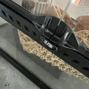 Exo Terra medium vivarium - full set up - Image 4