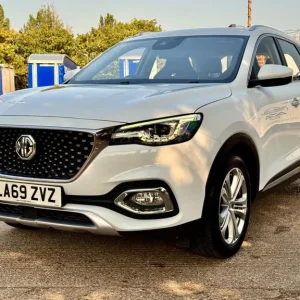 2020 MG HS 1.5 T-GDI Estate - Image 3