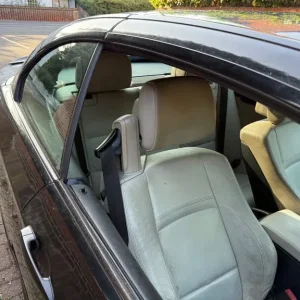 BMW 3 Series Convertible 2011 Manual 1995cc 2-door - Image 4