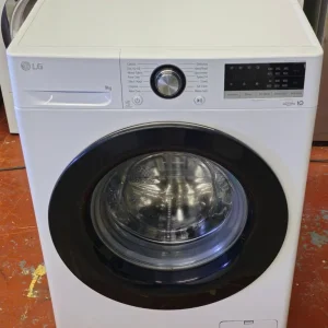 Lg 9kg direct drive washing machine in white