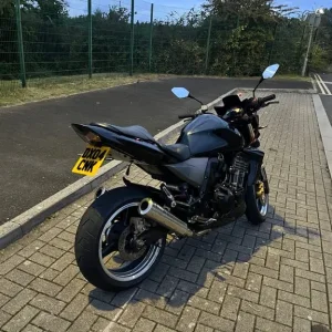 Kawasaki Z1000 2004 953cc - Image 2