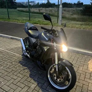 Kawasaki Z1000 2004 953cc - Image 3