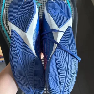 Adidas Predator 7 - Image 4