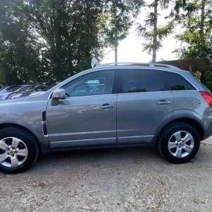 2013 Vauxhall Antara 2.4i 16v Exclusiv 5dr Hatchback - Image 4