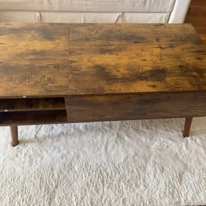 Lift top coffee table