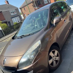 Renault Scenic MPV 2011 Manual 5-door - Image 4