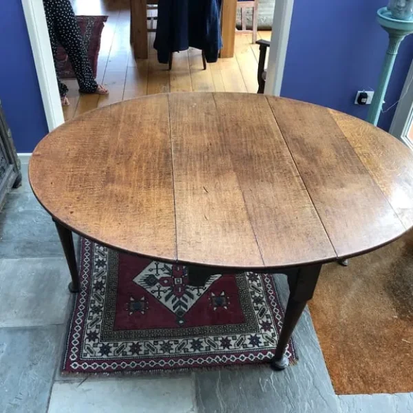 18th Century Oval Oak Drop Leaf Table