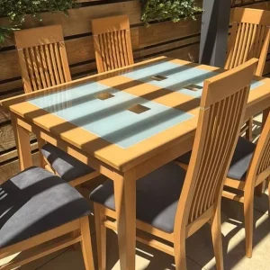 Extendable Dining Table 4 to 6 Seater